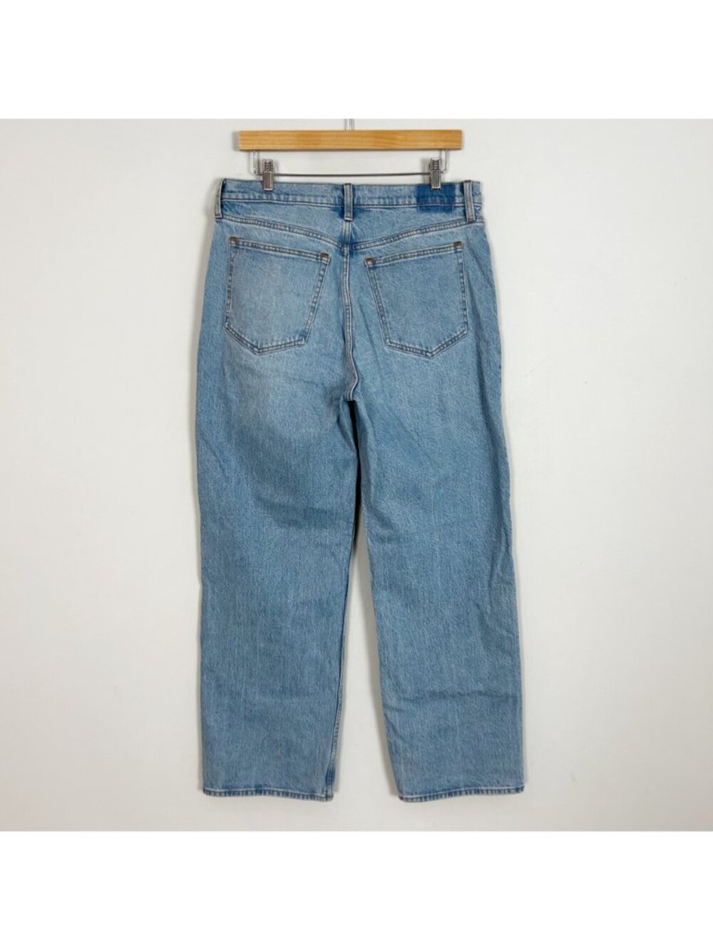 Abercrombie & Fitch The 90s Relaxed Jeans High Rise Size 31/12R Women's - Picture 3 of 4